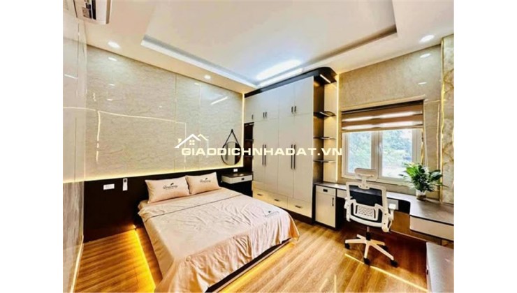 Nhà Phan Đăng Lưu, Quận Phú Nhuận – 66m² – Vị trí đắc địa – Giá 13.5 tỷ